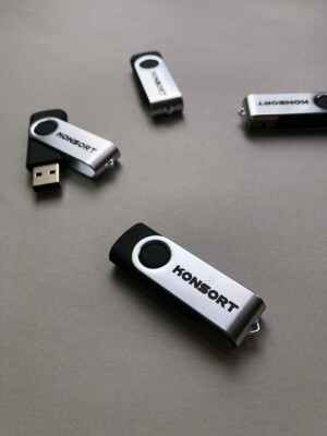 Металева флешка Twister