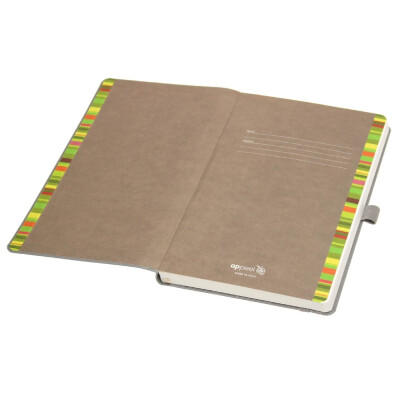 Записная эко-книжка из переработанных яблок